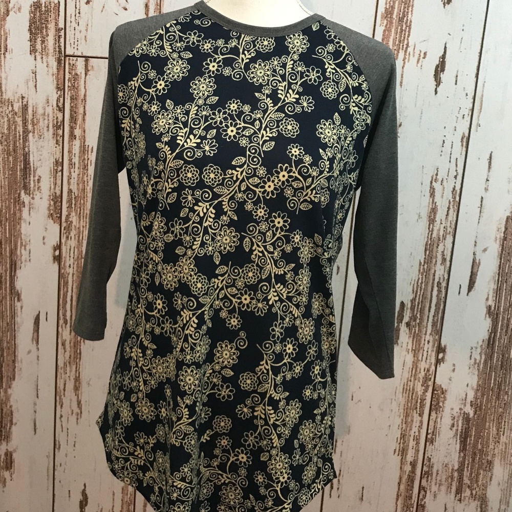 Lularoe Raglan Print T Shirt Navy Grey